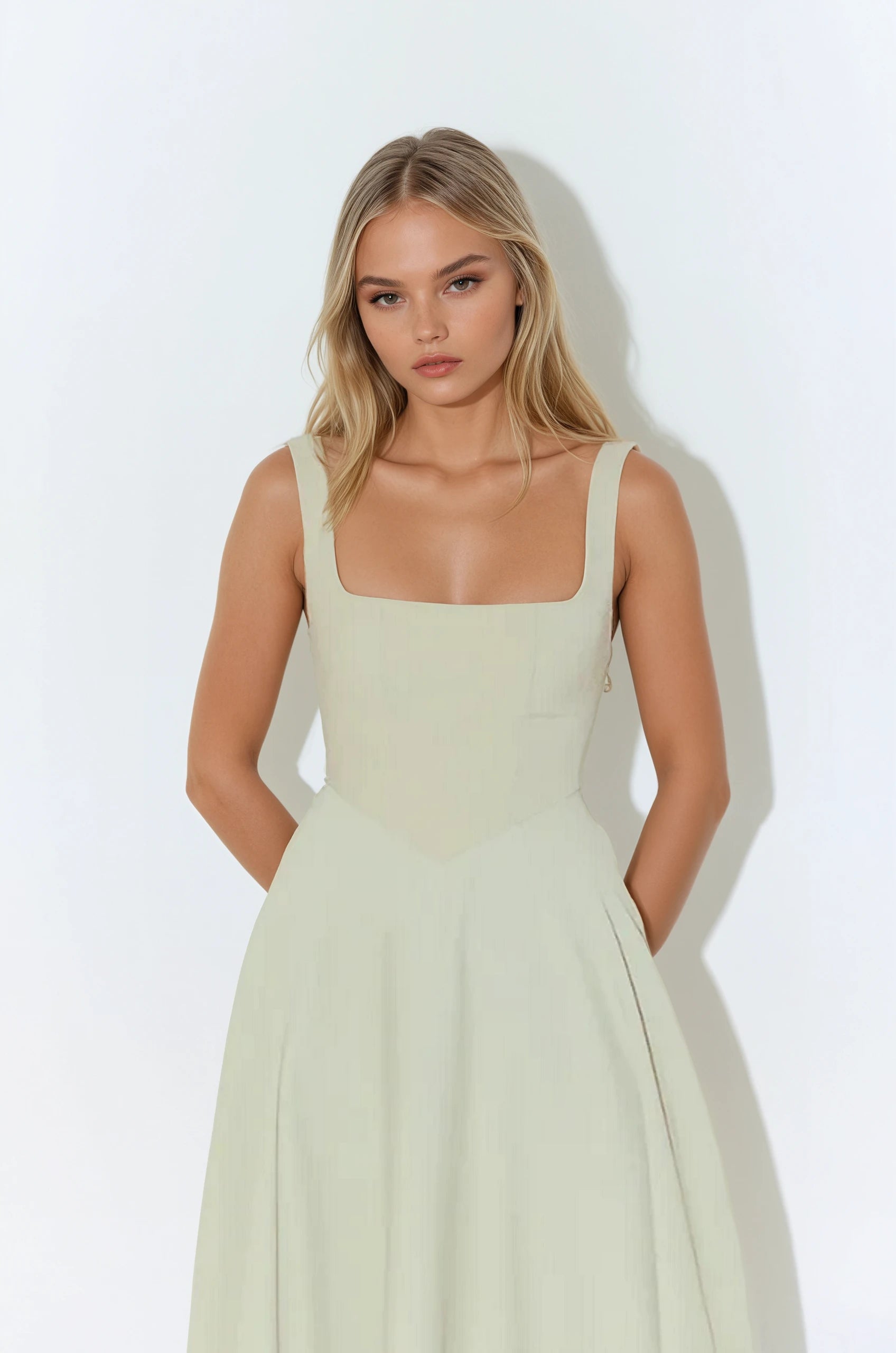 Sofia Classy Midi Dress