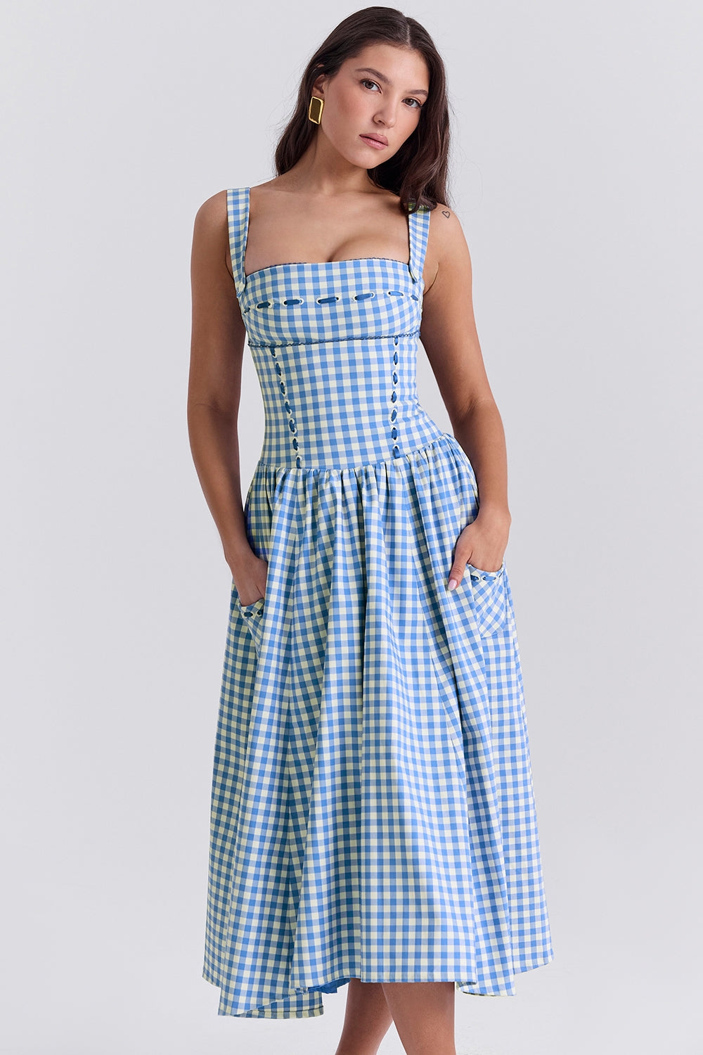 Charming Gingham Midi Dress with Pockets