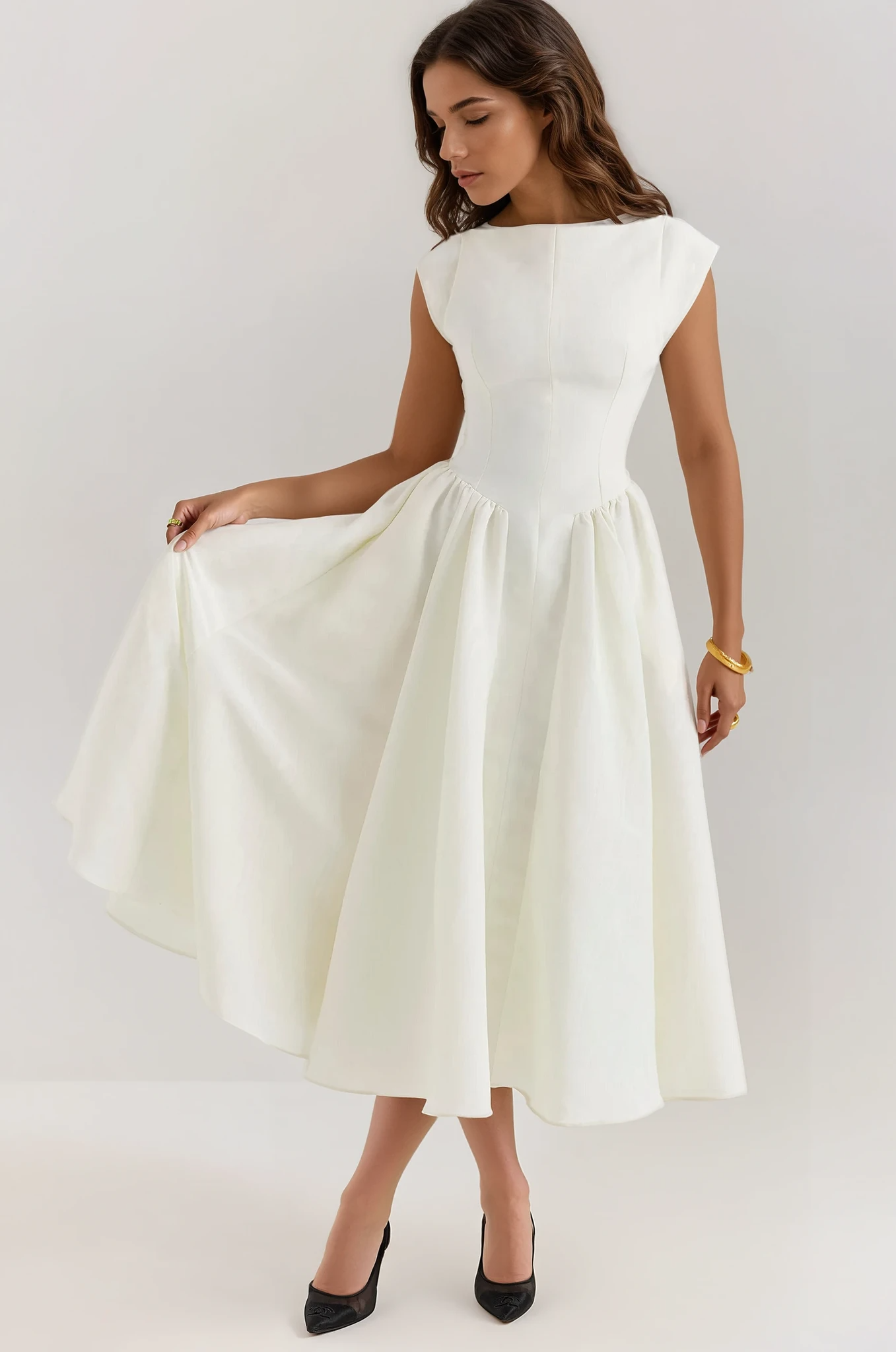 Evangeline Backless Pleated Midi Dress