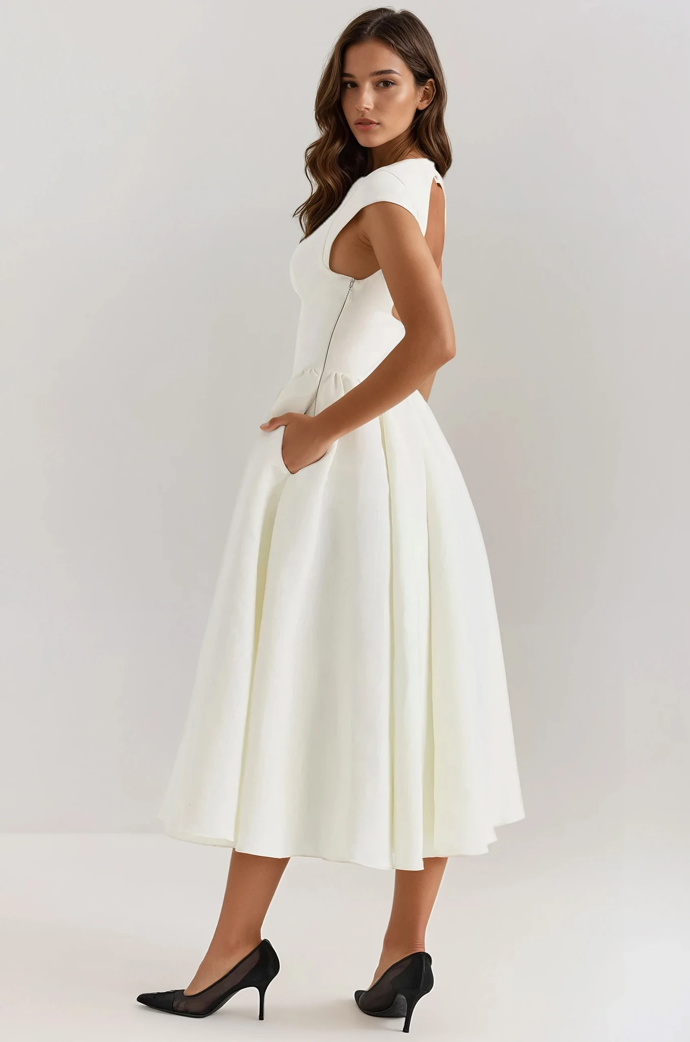 Evangeline Backless Pleated Midi Dress