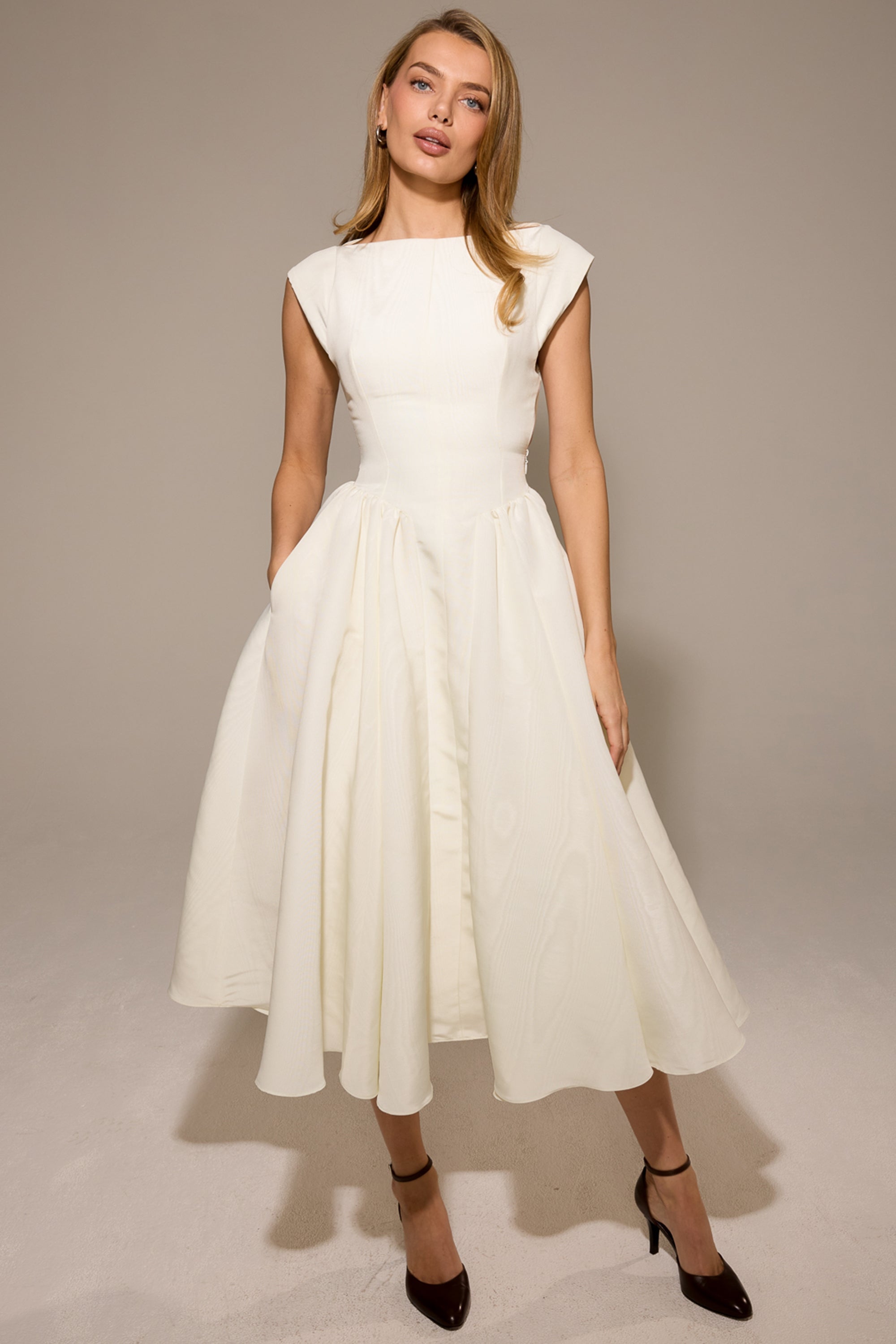 Evangeline Backless Pleated Midi Dress